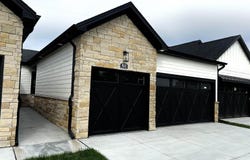 9127 Hillcrest Trail, Lincoln, NE 68520