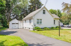 55 Curtice Park, Webster, NY 14580