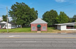 281 Military Street S, Hamilton, AL 35570
