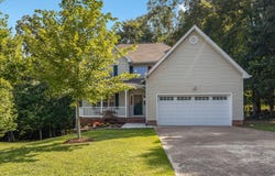 8946 Grey Mountain Drive, Ooltewah, TN 37363