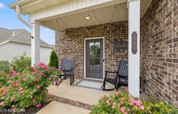 201 Aspen Drive, Lenoir City, TN 37771
