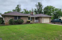 319 MORTON AVENUE, PAULSBORO, NJ 08066