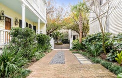 25 Logan Street, Charleston, SC 29401