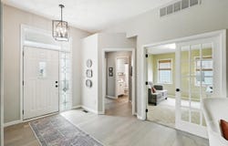 10917 Mill Lake Cove, Fort Wayne, IN 46845