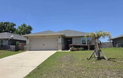 5574 Peach Dr, Pace, FL 32571