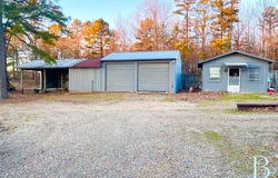 594 Sullivan Rd., Broken Bow, OK 74728