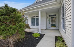 16 Marigold Cir, Egg Harbor Township, NJ 08234