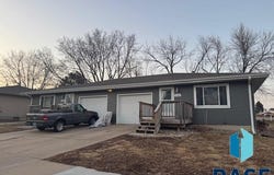 5100 W 47 St, Sioux Falls, SD 57106