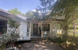 211 E Bonham, Jefferson, TX 75657