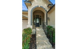 23007 Osprey Rdg, San Antonio, TX 78260