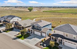 2410 Pineywoods St, Mead, CO 80542
