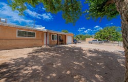 4001 DONALD Road SW, Albuquerque, NM 87105