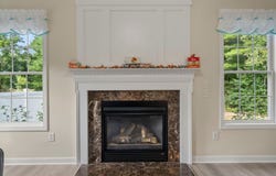 3 Autumn Dr, Wareham, MA 02576