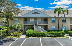 120 Pebble Shores Drive unit: 101, Naples, FL 34110