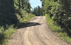 Beach Road, Roxie, MS 39661