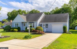 53 WILLIAM AVENUE, WILLIAMSTOWN, NJ 08094