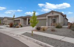 10709 Sabino Loop SW, Albuquerque, NM 87121
