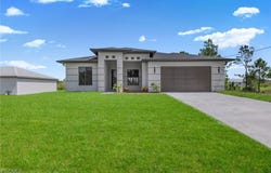 3008 62nd Street W, Lehigh Acres, FL 33971
