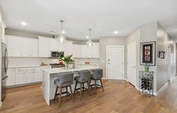 260 N Scott Blvd #312, IowaCity, IA 52245
