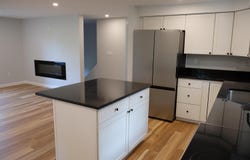 8 Woodland Avenue, Standish, ME 04084