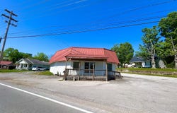 1137 Old Glasgow Road, Scottsville, KY 42164