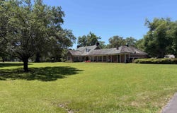 1 Elmwood Circle, Pine Bluff, AR 71603
