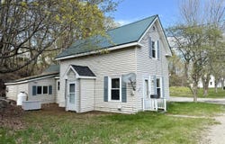 35 Water Street, Machias, ME 04654
