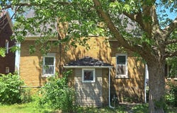 323 Garfield Street, Gary, IN 46404