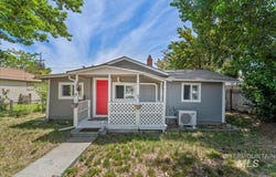 216 9th Ave North, Nampa, ID 83687