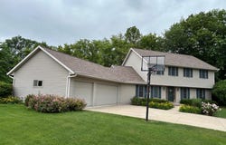 W2525 CLOVER DOWNS Court, APPLETON, WI 54915