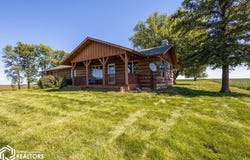1440 Naples Avenue, Sharpsburg, IA 50862