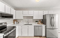 7601 W 101st Street, Bloomington, MN 55438