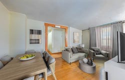 2984 Dorlon, Hempstead, NY 11510