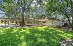 6143 Pebble Beach Drive, Houston, TX 77069
