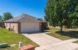 1245 Mountain Peak Drive, Fort Worth, TX 76052