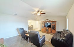 606 E Brown St, Alpine, TX 79830