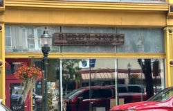 19 N HANOVER STREET, CARLISLE, PA 17013