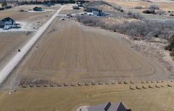 1555 Birdie Dr, Marquette, NE 68854