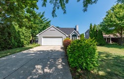 3805 15th Ave, South Milwaukee, WI 53172