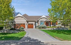 9251 Wedgewood Point, Woodbury, MN 55125