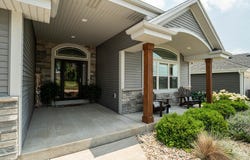 437 Chapel Hill Dr, Johnson Creek, WI 53038