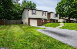 51 ALLEN DRIVE, HANOVER, PA 17331