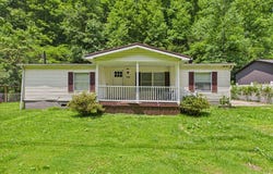321 Gabriels Fork, Kimper, KY 41539