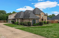 220 Hallmark Drive, Stonewall, LA 71078