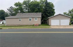 24 W Slocumb Street, Rice Lake, WI 54868
