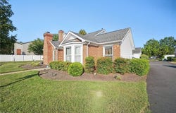 22 Williamsburg Drive, Hampton, VA 23666