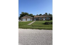 1045 Buchanan Street, Corwith, IA 50430