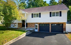 29 Northgate Drive, Albany, NY 12203
