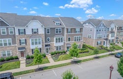 812 Theda Dori St, Cranberry Twp, PA 16066