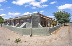 393 E San Miguel Street, La Mesa, NM 88044